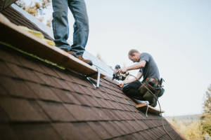 Local Roofers in Peakville, NY